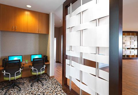 Springhill By Marriott Downtown/convention Center Hotel